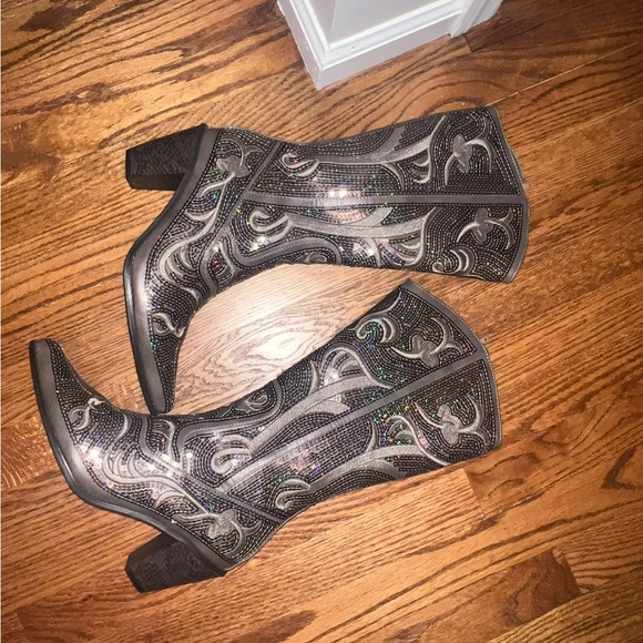 Helen’s heart size 10 cowboy boots- Never worn - Picture 3 of 6